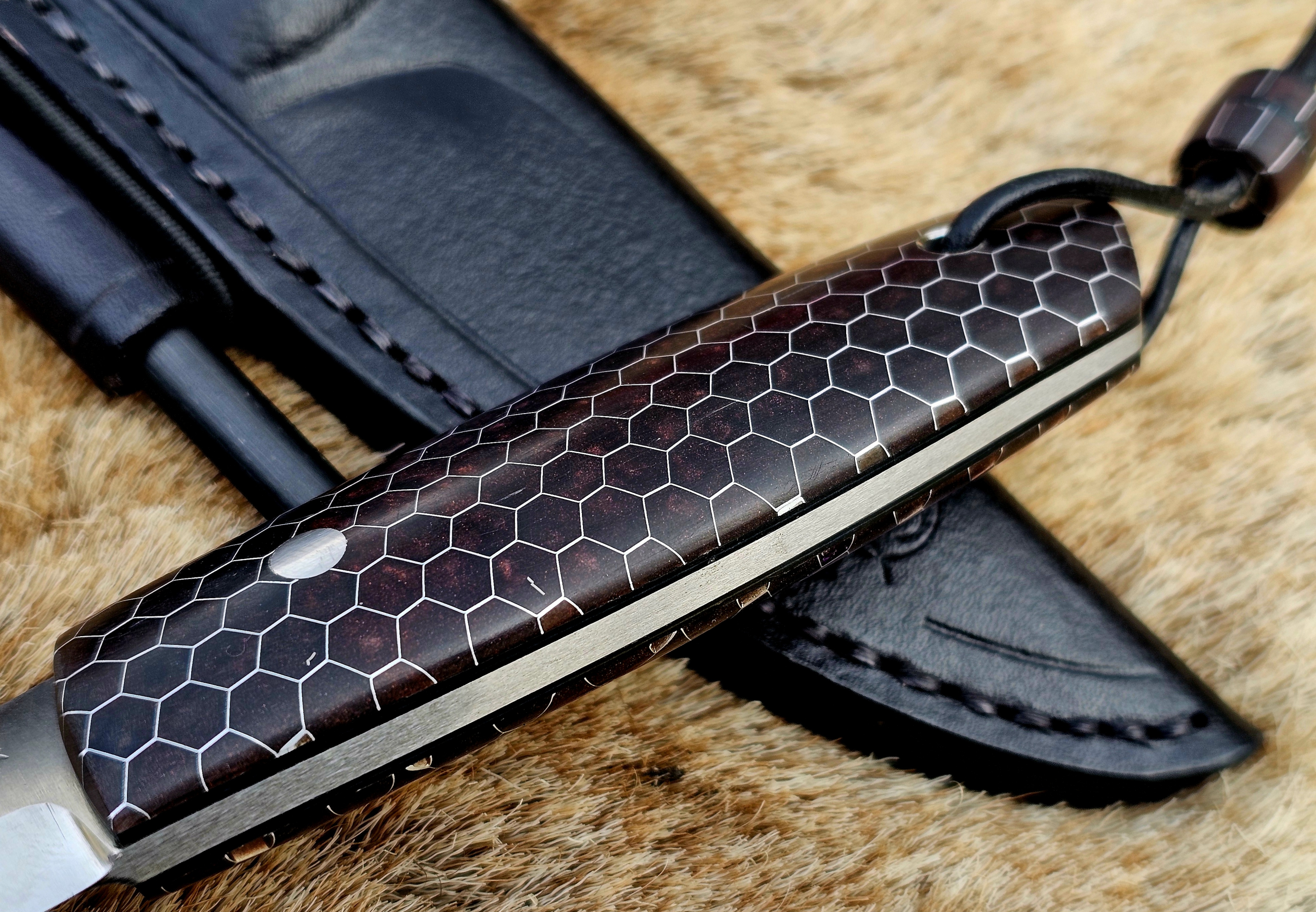 C-Tek Griff mit strukturierter Oberfläche Messer