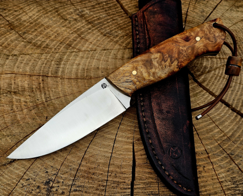 Handgenähte Lederscheide aus Leder für Jagdmesser Detailaufnahme